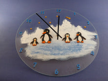 Lade das Bild in den Galerie-Viewer, 6cm Tiere basteln mit Holz, Pinguinbaby aus Holz, Pinguine malen, Pinguin im Winter gestalten, Bastelidee Weihnachten, Pinguin aus Holz basteln, Geschenkidee für Weihnachten, Weihnachtsdekoration, basteln mit Kindern einfach, weihnachtliches Bastelset, Weihnachtsbasteln, Weihnachtsdeko gestalten, Tiere basteln mit Holz, Pinguinbaby aus Holz, Bastelidee Weihnachten, Weihnachtsdeko gestalten, basteln mit Kindern einfach, Weihnachtsdekoration, Geschenkidee für Weihnachten, Pinguin im Winter gestalten, Pingui