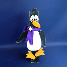 Lade das Bild in den Galerie-Viewer, Pinguin als Pfahltier aus Holz Pfahl Tiere basteln mit Holz, basteln mit Kindern, Weihnachtsdeko gestalten, Weihnachtsdekoration, Geschenkidee für Weihnachten, weihnachtliches Bastelset, Bastelset Weihnachten, Bastelidee Weihnachten, Pinguin aus Holz basteln, Pinguin im Winter gestalten, Weihnachtsbasteln, Pinguine malen, Bastelidee Weihnachten, Geschenkidee für Weihnachten, Bastelset Weihnachten, Pinguin im Winter gestalten, Pfahl Tiere basteln mit Holz, Pinguin aus Holz basteln, Weihnachtsdeko gestalten