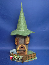 Lade das Bild in den Galerie-Viewer, Kachelofen Tisch und Fahrrad aus Holz Wichtellandschaft, Wichtelhaus , Kachelofen aus Holz, Fairyhouse Landschaften , Wichtelhausbasteln, Holzartikel zum Basteln , Kachelofen für Fairy House, Fairyhousezumbasteln , Holzartikel zum Bemalen , Bastelideen für fairy house , Gartenbank aus Holz, Fairy House Innenleben, Tisch aus Holz, Fahrrad aus Holz, Fairyhouse , WHL 6555SB