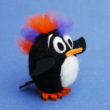Lade das Bild in den Galerie-Viewer, Pinguin zum Filzen, Filzset, Tiere trocken filzen, Basteln mit Filz, Lustige Figuren zum Filzen, Basteln mit Kindern, Filzen mit Kindern, Bastelideen zum Filzen, Nadelfizen, RGH 7106SB