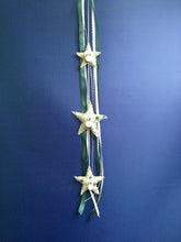 Lade das Bild in den Galerie-Viewer, Sterne aus Filz zum Nähen Dekoidee Winter, Nähen mit Kindern, Weihnachtsgeschenke, Basteln mit Kindern Winter, Sterne Nähset, Dekoidee Weihnachten, Sterne nähen, Nähen für Kinder, Nähen für Anfänger, Basteln Weihnachtszeit, Weihnachtsbasteln, Bastelideen aus Filz, Sterne aus Filz, Weihnachtsdeko nähen, Basteln mit Kindern Weihnachten einfach, Weihnachtsgeschenke, Dekoidee Winter, Dekoidee Weihnachten, Sterne Nähset, Basteln mit Kindern Weihnachten einfach, Sterne aus Filz, Weihnachtsbasteln, Bastelideen a