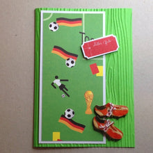 Lade das Bild in den Galerie-Viewer, Fussball als Knopf 2,5 cm Knöpfe zum Dekorieren, Knopf aus Holz, Knöpfe, Knopf zum Nähen, Knöpfe zum Bemalen, Fussball Knopf, Tiereknöpfe, Knopf zum Basteln, Knöpfe mit Gesicht, Holzknopf, BUH 5825