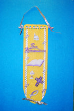 Lade das Bild in den Galerie-Viewer,   Kelche aus Holz, Holzteile zur Taufe, Holzteile für Firmung, Fische aus Holz, Tischdeko Selbermachen, Geschenke zur Taufe, Holzfische, Holzteile für alle Anlässe, Holzteile für Konfirmation, Puzzlekreuz, Holzteilchen zur Deko, Holzkreuze, Holzteile für Kommunion, Einladungskarten basteln, Holzteile zum Selbstgestalten,  KFH 33D30