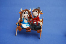 Lade das Bild in den Galerie-Viewer, Kuh Funny Schlenker Bastelsets zum Trockenfilzen /
Nadelfilzen Nadelfizen, Lustige Figuren zum Filzen, Tiere trocken filzen, Basteln mit Kindern, Filzset, Kuh zum Filzen, Basteln mit Filz, Bastelideen zum Filzen, Filzen mit Kindern, Tiere trocken filzen, Basteln mit Kindern, Filzset, Bastelideen zum Filzen, Basteln mit Filz, Lustige Figuren zum Filzen, Nadelfizen, Kuh zum Filzen, Filzen mit Kindern, RGH 6704SB