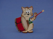 Lade das Bild in den Galerie-Viewer,   Geschenk zum Geburtstag, Musikinstrumente zum Bemalen, Streuteile diy, Noten und Notenschlüssel, Einladungskarten basteln, Tischdeko selbermachen, Streuteile aus Holz, Holzteile für alle Anlässe, Kleine Holzteile, Holzteile bemalen, Karte zum Geburtstag basteln, Basteln mit Holzteilen, Musikinstrumente aus Holz, Streuteile basteln, Holzteile, Basteln mit Kindern, Basteln mit Holz, Holzteile zum Selbstgestalten,  MZH 7309