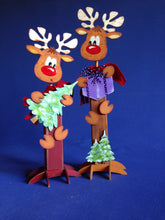 Lade das Bild in den Galerie-Viewer,   Basteln mit Kindern Weihnachten einfach, Tannenbäume für Landschaften, Basteln mit Kindern Winter, Weihnachtsbasteln, Weihnachtsdeko, Basteln Weihnachtszeit, Tannenbaumausholz, Weihnachtsgeschenke, Dekoidee Winter, Dekoidee Weihnachten, Basteln mit Kindern, Weihnachtsbaum aus Holz, Tannenbaum bemalen, Bastelideen aus Holz,  WTH 2006
