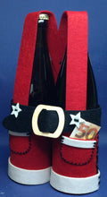 Lade das Bild in den Galerie-Viewer, Bierflaschenhalter "Weihnachtshose" aus Filz Geschenkidee für Männer, Nähen für Anfänger, Geschenkidee für Ehemann, Geschenk für Männer, Lederhose zum selbermachen, Geschenkidee zum Geburtstag Männer, Mitbringsel Party, Lederhose zum Nähen, Geschenkidee für beste Freundin, Geschenkidee zum Geburtstag, Lederhose Nähset, Männergeschenk, Bastelideen aus Filz, Geschenkidee für besten Freund, Lederhose aus Filz, WNF 6918SB