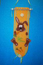 Lade das Bild in den Galerie-Viewer, Gemüse, gelbe Rübe, Osterhase Zubehör, Ostern , Bastelartikel Ostern, Zubehör Ostern, Möhre, Bastelzubehör Ostern, Karotte, HKO 3710