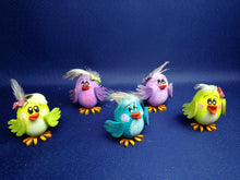 Lade das Bild in den Galerie-Viewer, kleine Vögel aus Styropor und Holz Bastelmaterial aus Holz, Vogelbastelset, Kindergeburtstagsbasteln, Vögel malen mit Kinder, Bastelideen für Kinder, Styropor gestalten, Frühjahrsdekoration basteln, Vögel bemalen, Bastelzubehör aus Holz, Bastelset für Kinder, Deko mit Kindern gestalten, Holzbastelartikel, Vogel basteln mit Kindern, Holzbastelzubehör,   DVL 2704SB