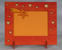 Lade das Bild in den Galerie-Viewer, Rahmen mit Komet und Sterne aus Holz Türschild, Schilder aus Holz, Schild zur Taufe, Holz bemalen, Schild zum Geburtstag, Schilder für den Eingang, Basteln mit Holz, Schild zur Hochzeit basteln, Basteln mit Holz für Kinder, Bilderrahmen aus Holz, Schilder zum Basteln, Schild fürs Kinderzimmer, Schild zur Geburt, Holzideen , Bilderrahmen aus Holz, Schild zum Geburtstag, Basteln mit Holz, Türschild, Holzideen , Schilder zum Basteln, Schilder für den Eingang, Schild fürs Kinderzimmer, Schild zur Taufe, Holz