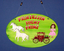 Lade das Bild in den Galerie-Viewer, Basteln mit Holz, Holzteilchen zum Anmalen, Ideen aus Holz für Kinderzimmer, Türschilder basteln, Prinzessin basteln, Basteln mit Kindern, Holzteile bemalen, PZH 1612