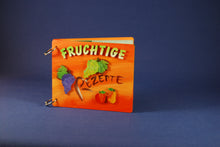 Lade das Bild in den Galerie-Viewer, Trauben schmal aus Holz TRH 1816