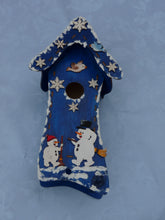 Lade das Bild in den Galerie-Viewer, Schneemann mit Zylinder und Besen aus Holz Schneemann aus Holz gestalten, basteln mit Kindern im Winter, Winterdeko selbst gestalten, basteln mit Holz, Schneemann aus Holz basteln, Geschenkidee für Weihnachten, Weihnachtsdeko gestalten, Schneemann basteln Weihnachten, Weihnachtsdekoration, Weihnachtsbasteln, Schneemann malen, Bastelidee Winter, Weihnachtsbasteln, Winterdeko selbst gestalten, Weihnachtsdekoration, Schneemann aus Holz basteln, basteln mit Holz, Schneemann malen, Bastelidee Winter, Weihnacht