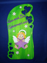 Lade das Bild in den Galerie-Viewer, Schild mit augeschnittenen Herzen schmal aus Holz Schilder aus Holz, Schilder für den Eingang, Schild fürs Kinderzimmer, Schild zum Geburtstag, Holzideen , Schild zur Hochzeit basteln, Türschild, Basteln mit Holz für Kinder, Basteln mit Holz, Schild zur Geburt, Holz bemalen, Schild zur Taufe, Schilder zum Basteln,   RXH 1640