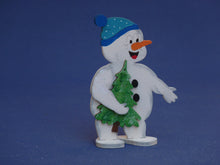 Lade das Bild in den Galerie-Viewer, Schneemann mit Mütze aus Holz, Standfigur Schneemann zum setzen malen, Schneemann aus Holz gestalten, Weihnachtsbasteln, Schneemann aus Holz basteln, Weihnachtsdeko gestalten, Weihnachtsdekoration, basteln mit Holz, weihnachtliches Bastelset, Bastelidee Winter, basteln mit Kindern im Winter, Bastelset Weihnachten, Geschenkidee für Weihnachten, Weihnachtsbasteln, basteln mit Holz, Weihnachtsdekoration, Weihnachtsdeko gestalten, basteln mit Kindern im Winter, Geschenkidee für Weihnachten, Bastelset Weihnach