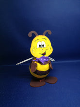 Lade das Bild in den Galerie-Viewer, Biene aus Holz mit Styropor-Bauch
Deko mit Kindern gestalten, Kindergeburtstagsbasteln, Bienen basteln mit Kindern, Bastelzubehör aus Holz, Bienen bemalen, Bastelideen für Kinder, Bienenbastelset, Bastelset für Kinder, Frühjahrsdekoration basteln, Styropor gestalten, Bienen malen mit Kinder, Holzbastelzubehör, Bastelmaterial aus Holz, Holzbastelartikel, Bienen bemalen, Bastelmaterial aus Holz, Holzbastelzubehör, Styropor gestalten, Bienenbastelset, Bienen malen mit Kinder, Bastelset für Kinder, Bastelide