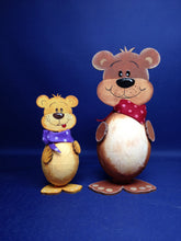 Lade das Bild in den Galerie-Viewer, Tiere aus Holz, Tiere selber basteln, Bär zum Basteln, Basteln für Kinder, Bastelideen mit Styropor, Geburtstagsgeschenk basteln, Geschenke zur Geburt, Bastelideen Tiere, Teddys selber machen, Basteln mit Kindern, Jahresdeko Tiere, Deko mit Kindern gestalten, DTE 8407SB