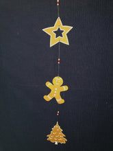 Lade das Bild in den Galerie-Viewer, 8cm Geschenkidee für Weihnachten, Weihnachtsbasteln, Weihnachtsdeko gestalten, basteln mit Holz, Deko mit Schlitten aus Holz gestalten, Bastelidee Winter, Schlitten malen, Schlitten aus Holz basteln, Schlitten basteln Weihnachten, Weihnachtsdekoration, Winterdeko selbst gestalten, basteln mit Kindern im Winter, Schlitten malen, Schlitten aus Holz basteln, Weihnachtsdeko gestalten, Deko mit Schlitten aus Holz gestalten, Bastelidee Winter, Schlitten basteln Weihnachten, Geschenkidee für Weihnachten, basteln