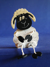 Lade das Bild in den Galerie-Viewer, Schaf aus Holz
Schlenker-Schaf Schlenker Tiere aus Holz zum setzen, Geschenkideen zum basteln, Schafe mit Kindern malen, Schafe zum bemalen, Basteln mit Kindern, Bastelset für Bauernhof, Tiere aus Holz basteln, Jahrsesdeko basteln, Osterlamm aus Holz basteln, Bastelset aus Holz, Frühjahrsdekoration gestalten, Dekoration mit Kindern gestalten, Schlenker Tiere aus Holz zum setzen, Geschenkideen zum basteln, Tiere aus Holz basteln, Bastelset für Bauernhof, Bastelset aus Holz, Schafe zum bemalen, Frühjahrsde