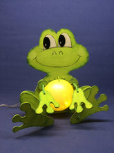 Lade das Bild in den Galerie-Viewer, 31cm Jahresdeko basteln, Tiere aus Holz gestalten, Bastelidee für Kinder, Tiere basteln mit Holz, Bastelset Frosch, Tiere für Lichterketten basteln, Bastelset aus Holz, Deko gestalten, Frösche bemalen, Nachtlicht für Kinder basteln, Basteln mit Kindern, Dekoration mit Kindern gestalten, Basteln mit Kindern, Bastelset aus Holz, Dekoration mit Kindern gestalten, Tiere für Lichterketten basteln, Bastelidee für Kinder, Bastelset Frosch, Nachtlicht für Kinder basteln, Deko gestalten, Tiere aus Holz gestalten,