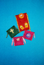 Lade das Bild in den Galerie-Viewer, Schwein 3 cm als Knopf Knöpfe mit Gesicht, Knöpfe zum Dekorieren, Holzknopf, Knöpfe zum Bemalen, Knopf zum Nähen, Knöpfe, Tiereknöpfe, Knopf zum Basteln, Knopf aus Holz, Knopf, BUH 7203