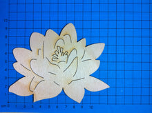 Lade das Bild in den Galerie-Viewer, 12cm Blumen zum Dekorieren, Blumen zum Kartengestalten, Blumen aus Holz, Blumen zum Geburtstag, Seerose, Streuteil Blume, Blumen zum Basteln, Blumen zum Bemalen, Blumen für Gartendeko, Blumen zum Dekorieren, Streuteil Blume, Seerose, Blumen aus Holz, Blumen zum Basteln, Blumen zum Bemalen, Blumen zum Kartengestalten, Blumen zum Geburtstag, Blumen für Gartendeko, FLH 8512