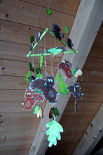 Lade das Bild in den Galerie-Viewer, Mobilehalter aus Holz