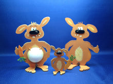 Lade das Bild in den Galerie-Viewer, Monster "Motzi" als Standfigur aus Holz