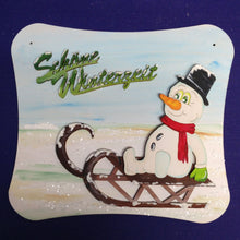 Lade das Bild in den Galerie-Viewer, Schneemann sitzend mit Zylinder