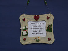 Lade das Bild in den Galerie-Viewer, Herzen symmetrisch aus Holz in Dosen, farbig lasiert