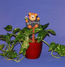 Lade das Bild in den Galerie-Viewer, Teddy aus Holz, Kantenhocker