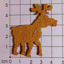 Lade das Bild in den Galerie-Viewer, Rentier, Filz