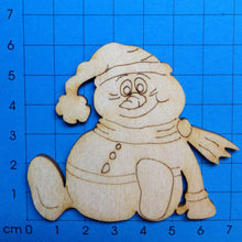 Lade das Bild in den Galerie-Viewer, Schneemann sitzend mit dickem Bauch