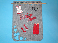 Lade das Bild in den Galerie-Viewer, Korsage aus Holz