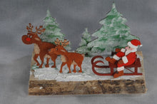 Lade das Bild in den Galerie-Viewer, Nikolaus für Schlitten aus Holz
