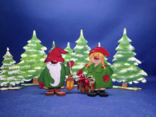 Lade das Bild in den Galerie-Viewer, Laterne aus Holz