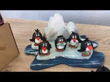 Laden und Abspielen von Videos im Galerie-Viewer, kleine Pinguine aus Styropor und Holz