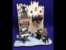 Laden und Abspielen von Videos im Galerie-Viewer, Näh-Zimmer Zubehörteile aus Holz (Bügelbrett, Nähmaschine, Schneiderreibedarf)