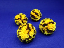 Laden und Abspielen von Videos im Galerie-Viewer, Pompom Bienen aus Holz