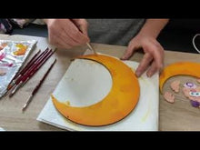 Laden und Abspielen von Videos im Galerie-Viewer, Mond aus Holz, Sichelmond für Kantenhocker