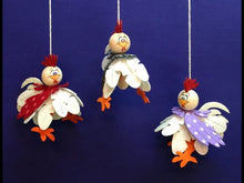 Laden und Abspielen von Videos im Galerie-Viewer, Gockel aus Filz zum Fädeln (weiss oder braun)