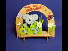 Laden und Abspielen von Videos im Galerie-Viewer, Maus 6cm als Kantenhocker aus Holz