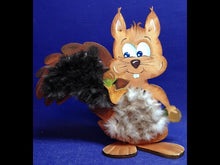 Laden und Abspielen von Videos im Galerie-Viewer, Eichhörnchen zum Weben