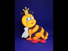 Laden und Abspielen von Videos im Galerie-Viewer, Bienenkönigin als Standfigur ca. 30cm aus Holz