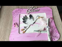 Laden und Abspielen von Videos im Galerie-Viewer, Storch stehend aus Holz