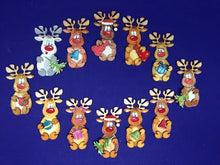 Laden und Abspielen von Videos im Galerie-Viewer, Rentiere zum Hängen aus Holz 6cm