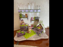 Laden und Abspielen von Videos im Galerie-Viewer, Komplettset aus Holz: Kinderzimmer Junge