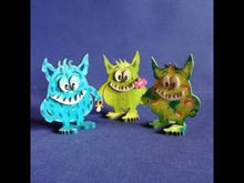 Laden und Abspielen von Videos im Galerie-Viewer, Monster "Monzi" als Standfigur aus Holz