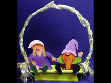 Laden und Abspielen von Videos im Galerie-Viewer, sitzender Wichtel und Wichteldame