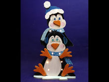 Laden und Abspielen von Videos im Galerie-Viewer, 2 Pinguine übereinander, mit 3D-Teile, 30cm mit Löcher